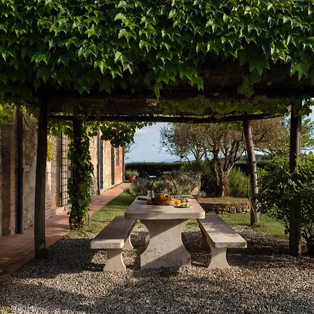 In Tuscan Hills Σιένα